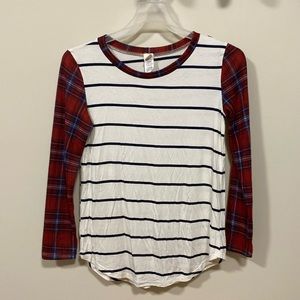 NWOT 7th Ray long sleeve top small